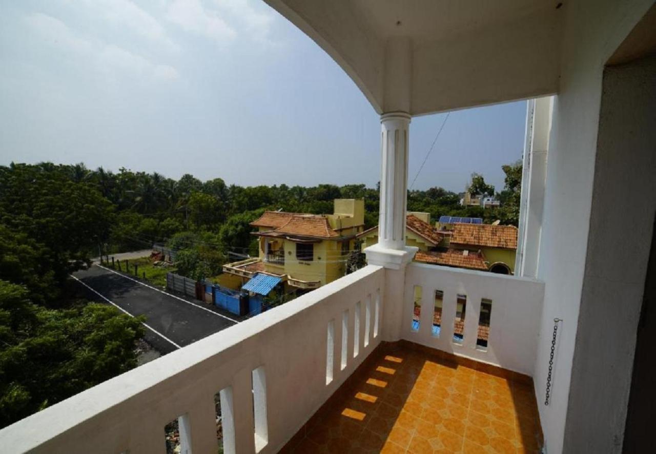 Hotel Castle Manor - Auroville Beach Puducherry Zewnętrze zdjęcie