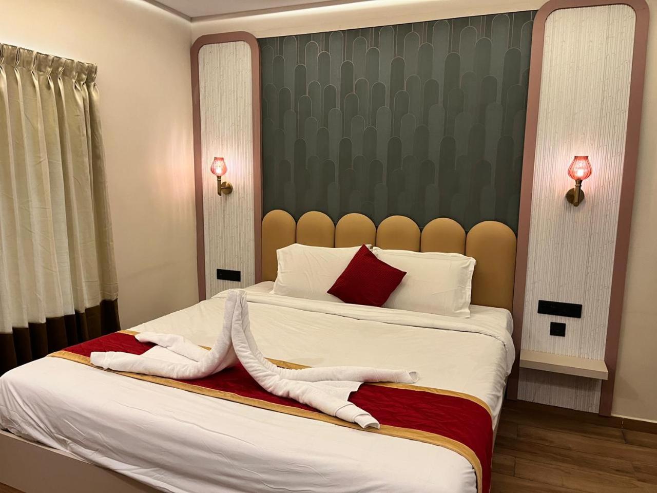 Hotel Castle Manor - Auroville Beach Puducherry Zewnętrze zdjęcie